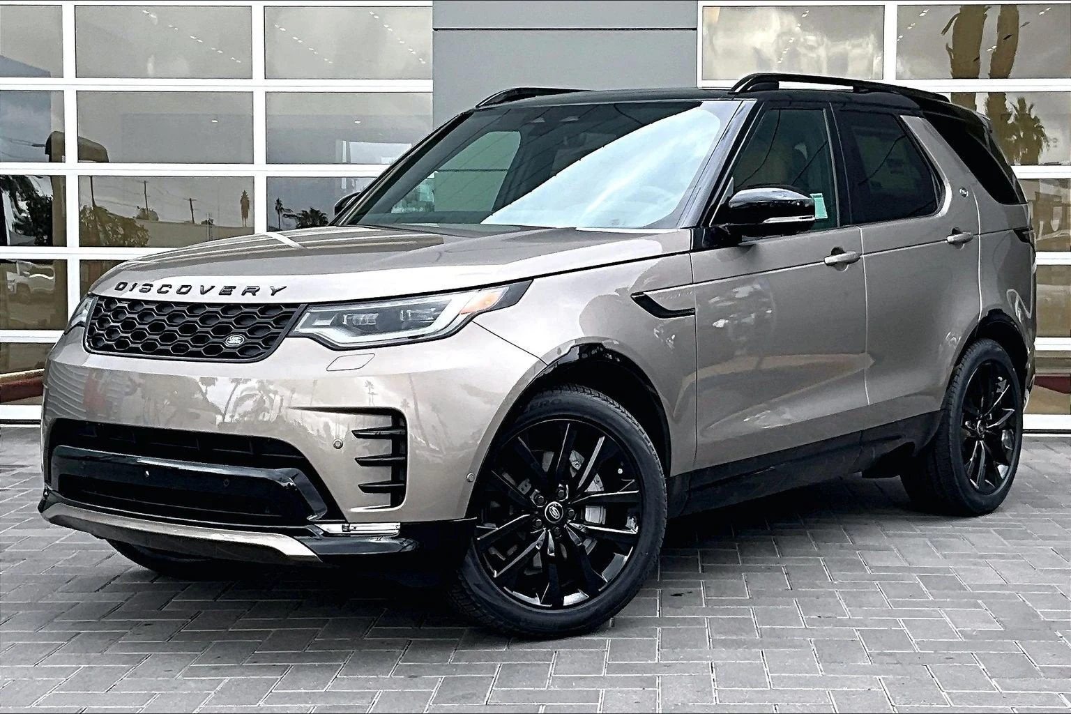 Land Rover Discovery Dynamic SE (L462) | Indigo Auto Group