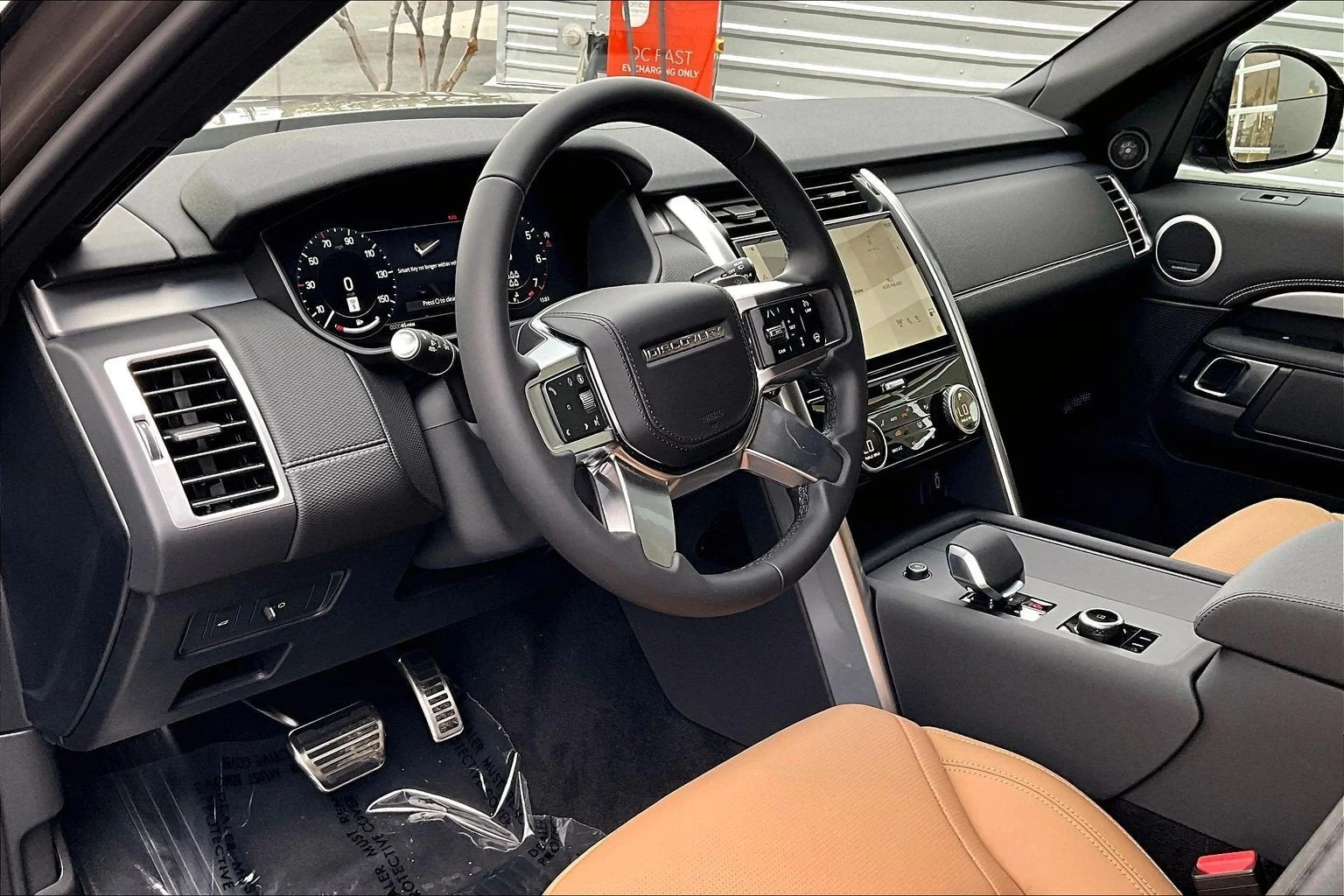 2026 Land Rover Discovery Dynamic SE (L462), 6/15