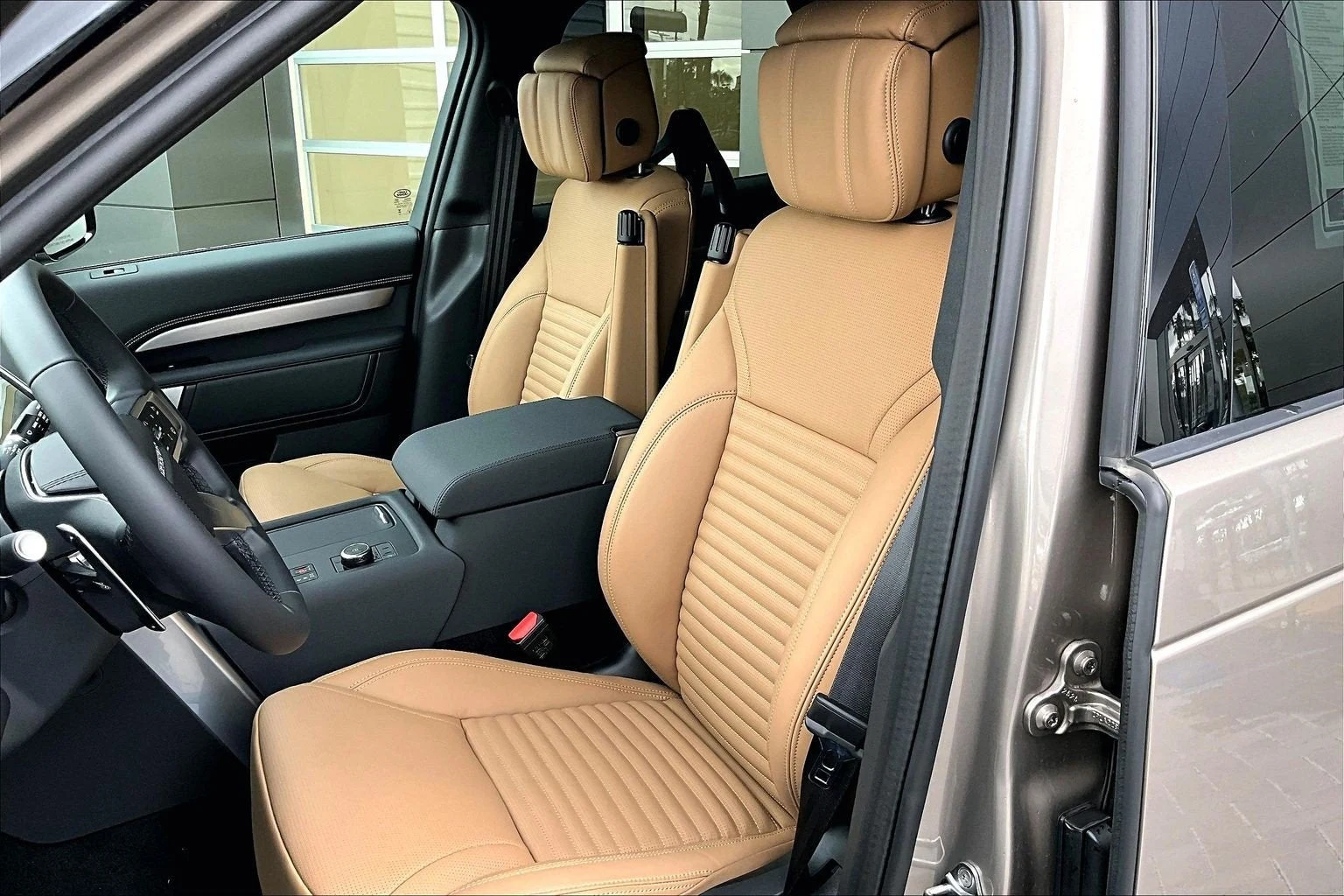 2026 Land Rover Discovery Dynamic SE (L462), 9/15