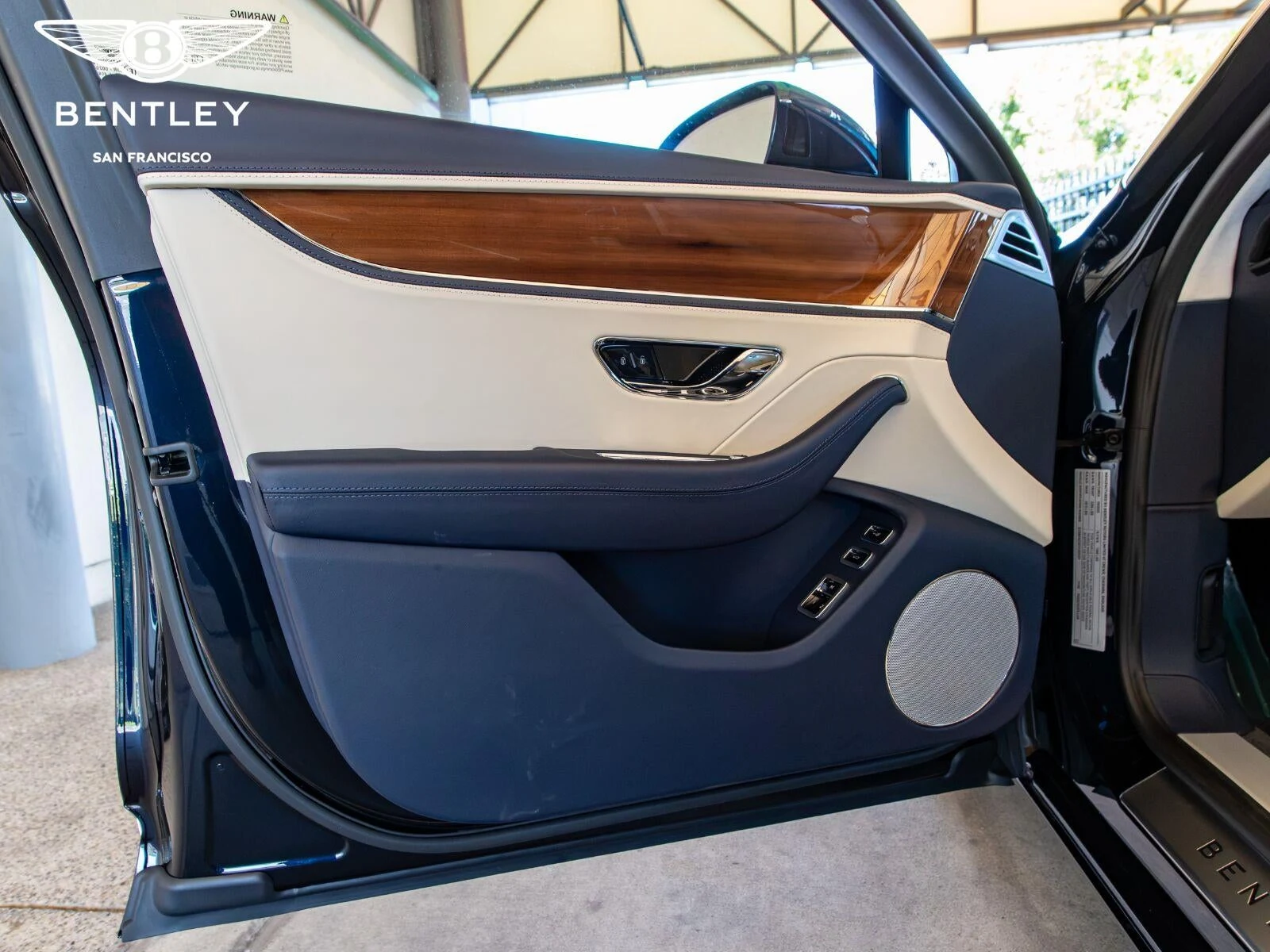 2026 Bentley Flying Spur V8 (4th Generation), 7/30