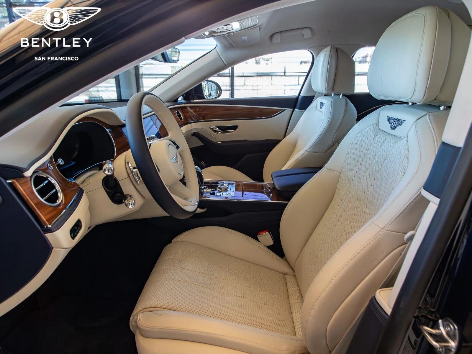 2026 Bentley Flying Spur V8 (4th Generation), 10/30