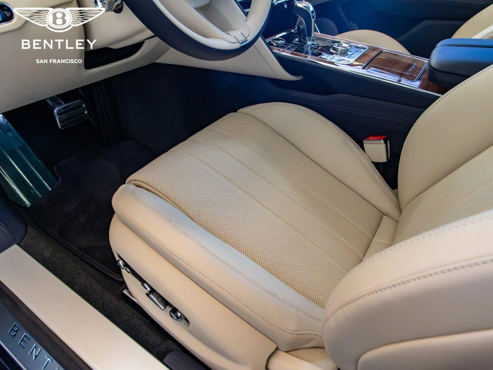 2026 Bentley Flying Spur V8 (4th Generation), 12/30