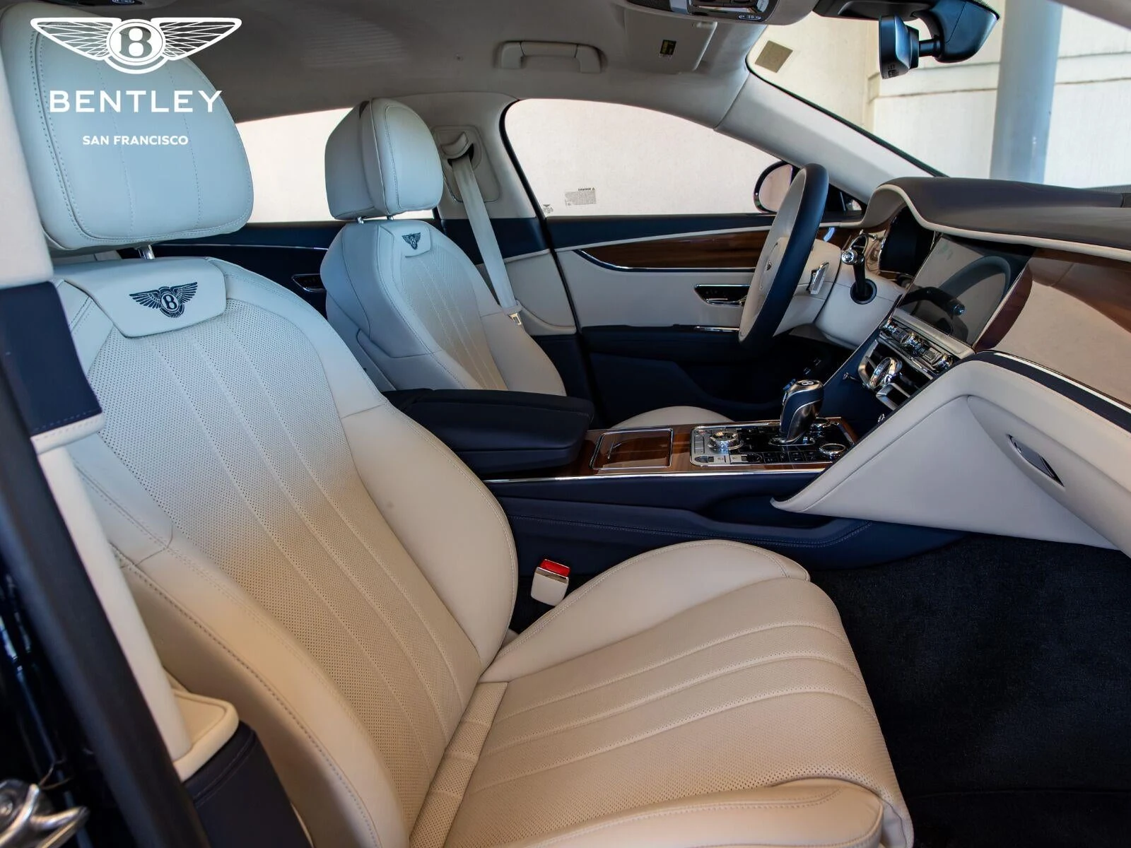 2026 Bentley Flying Spur V8 (4th Generation), 19/30