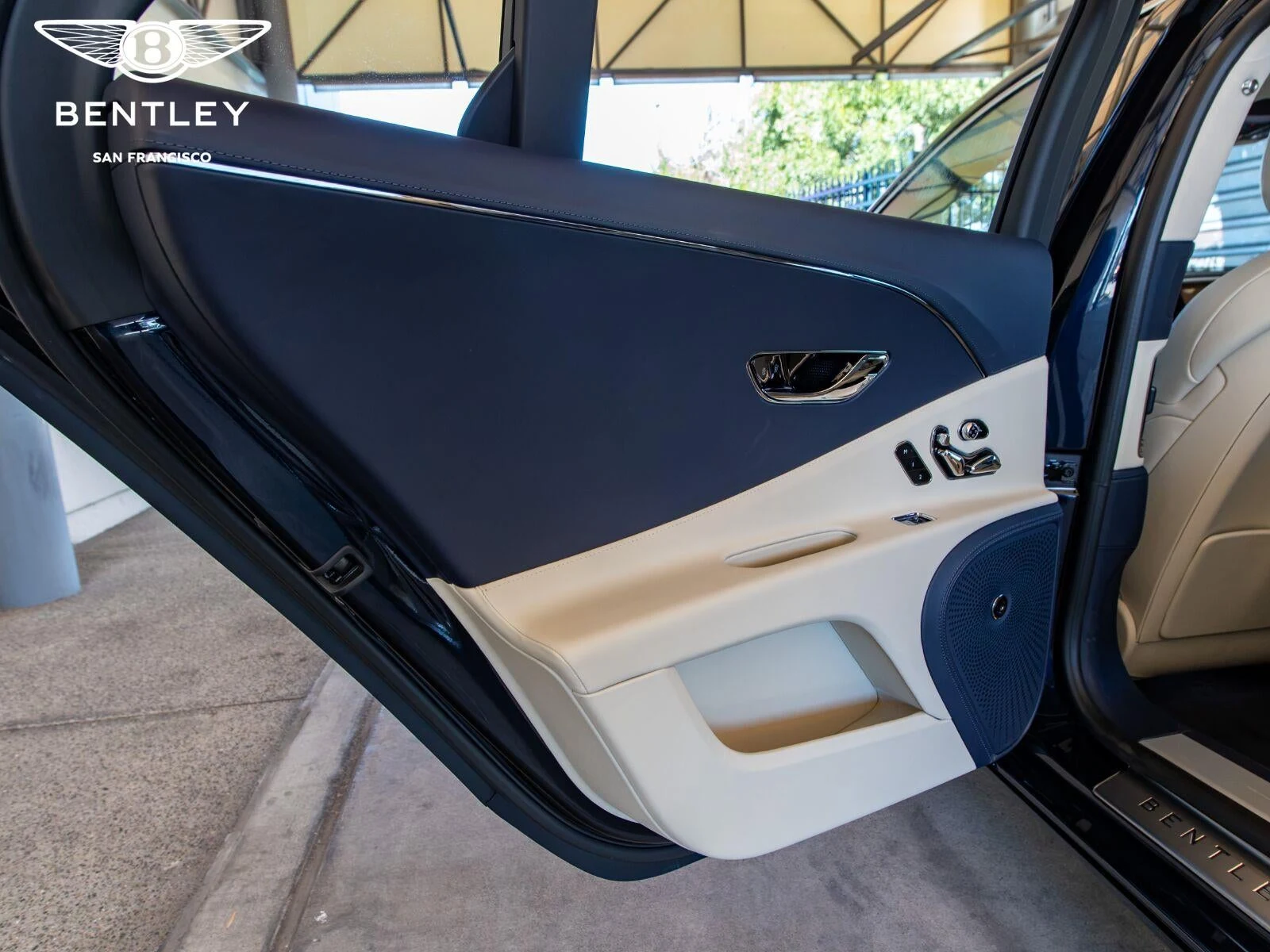 2026 Bentley Flying Spur V8 (4th Generation), 22/30