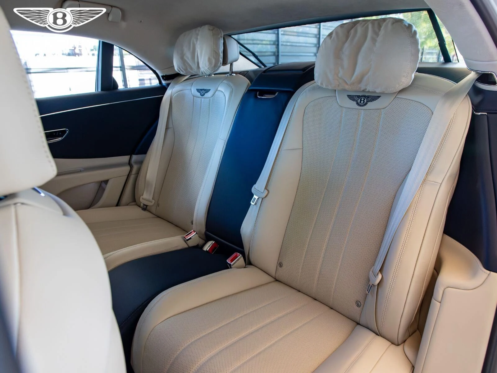 2026 Bentley Flying Spur V8 (4th Generation), 24/30