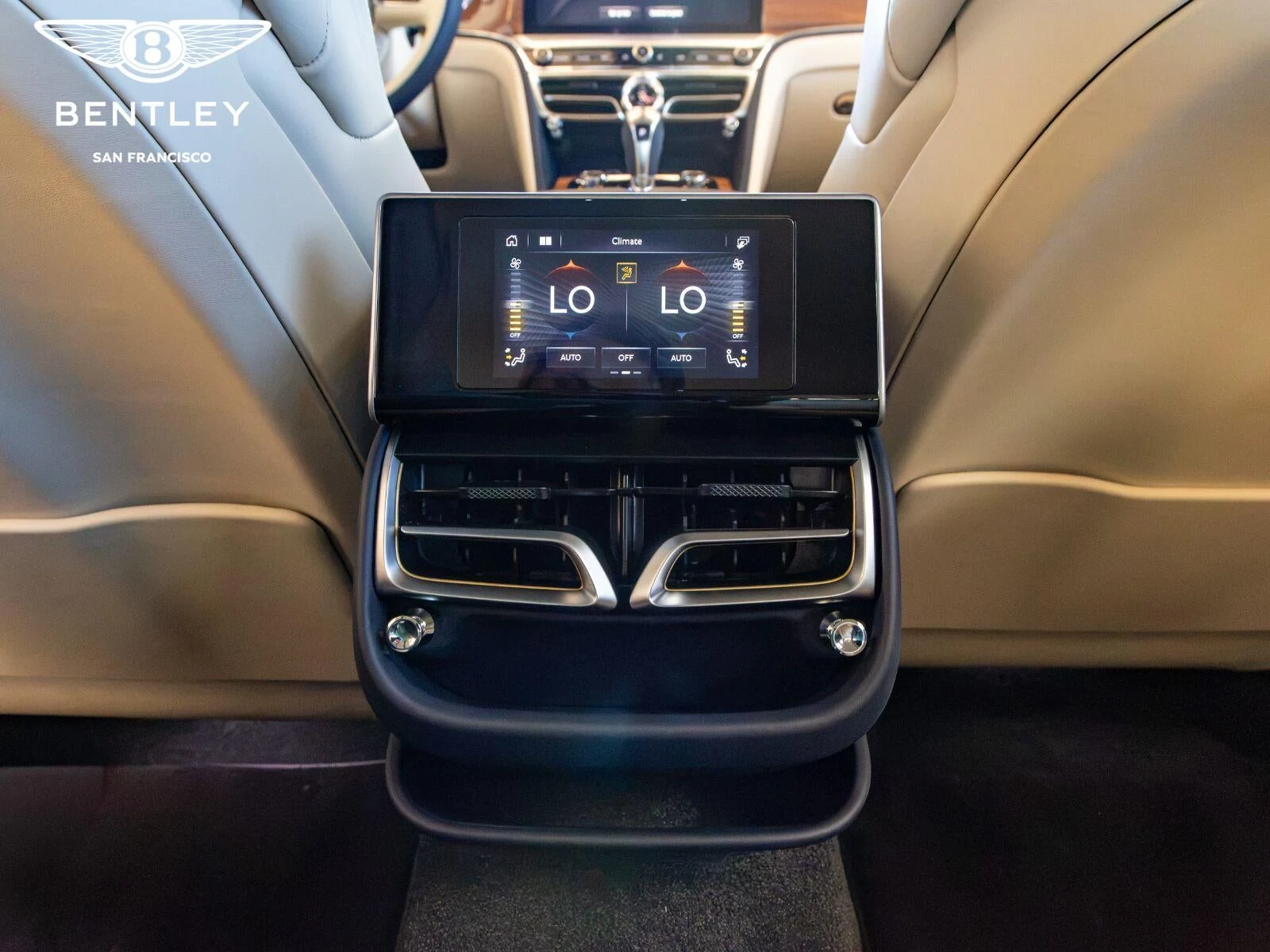 2026 Bentley Flying Spur V8 (4th Generation), 26/30