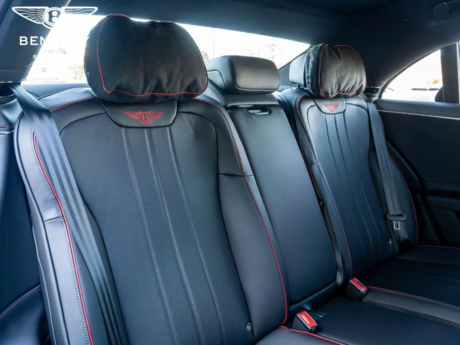 2027 Bentley Flying Spur (4th Generation), 29/30
