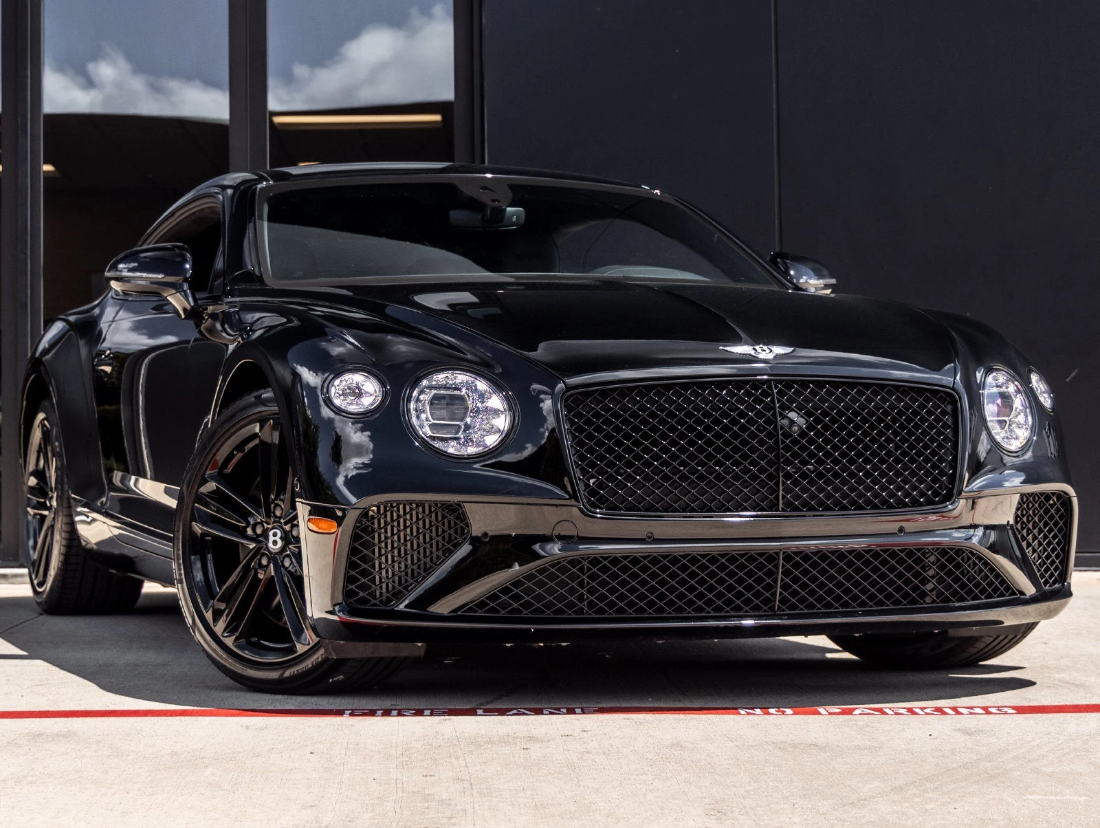 2023 Bentley Continental GTC V8 (3rd Generation), 2/30