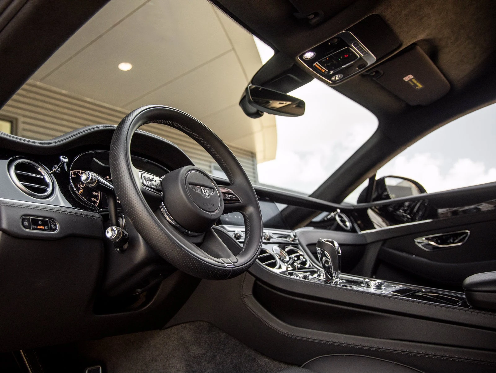 2023 Bentley Continental GTC V8 (3rd Generation), 26/30