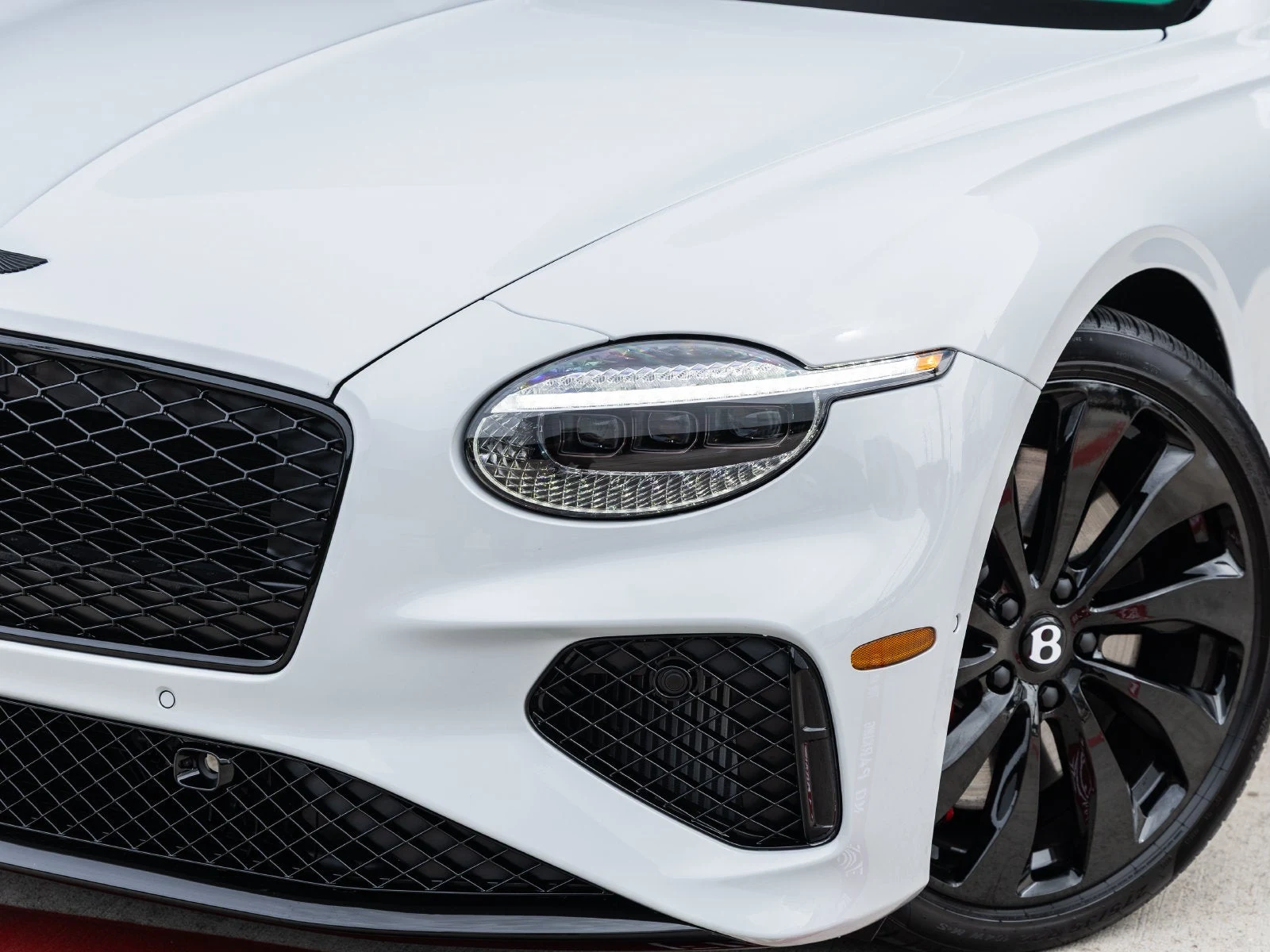 2025 Bentley Continental GTC V8 (3rd Generation), 17/30