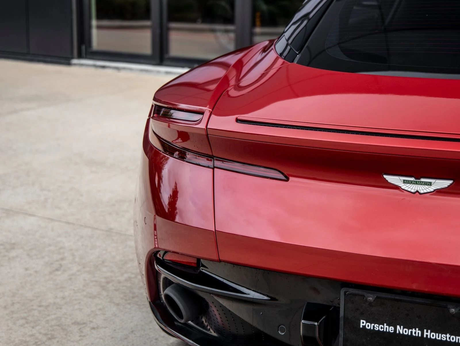 2017 Aston Martin DB11 V12, 11/30