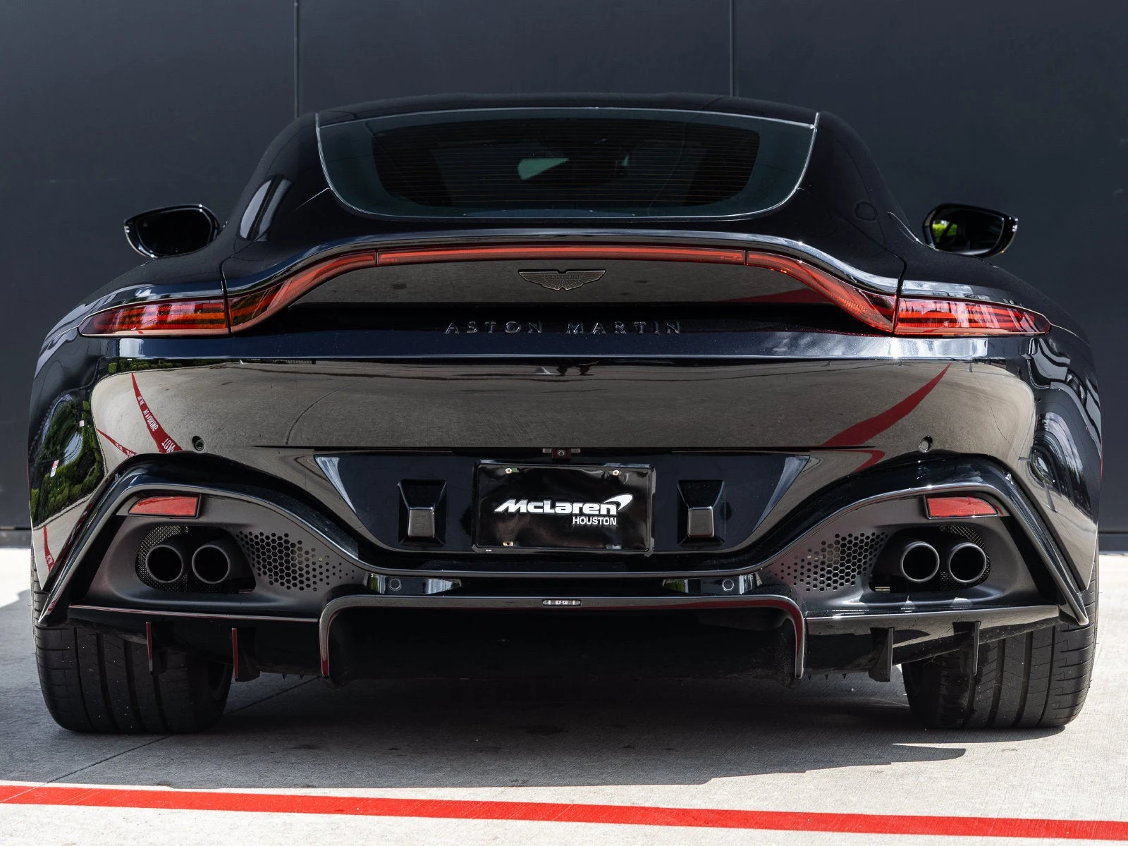 2023 Aston Martin Vantage (2024 Update), 7/30