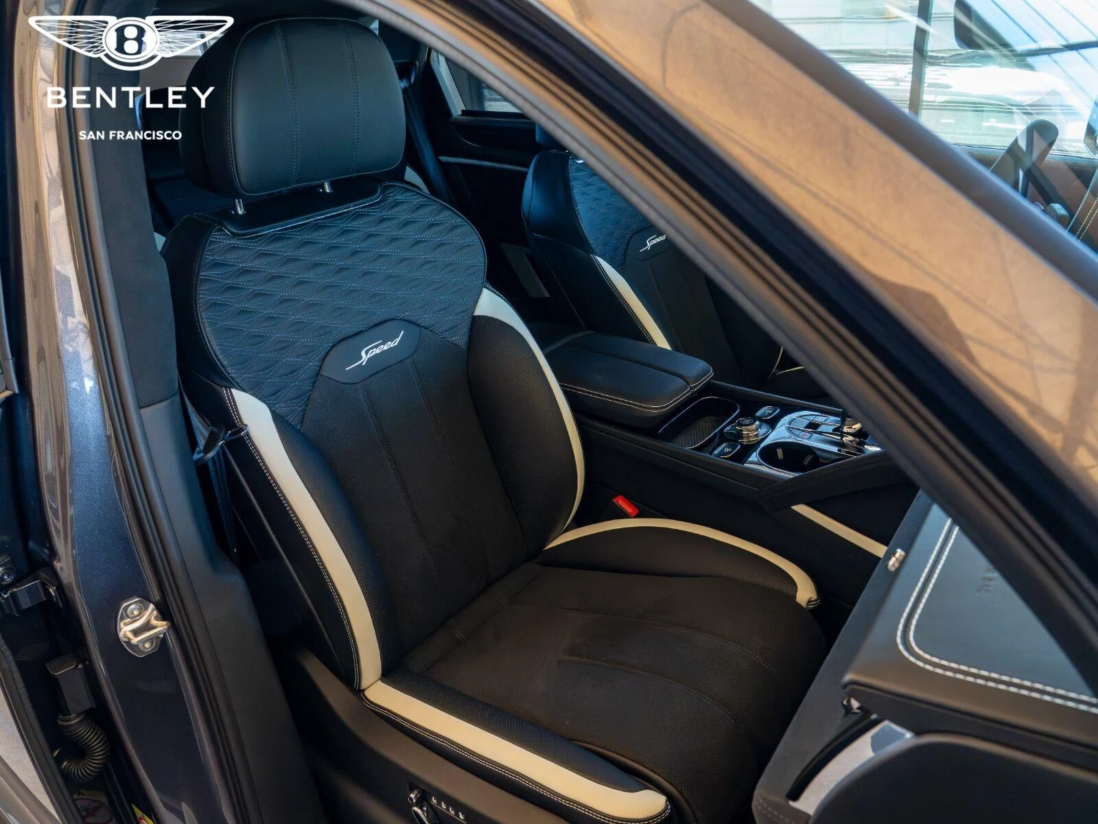 2026 Bentley Bentayga Speed, 16/30