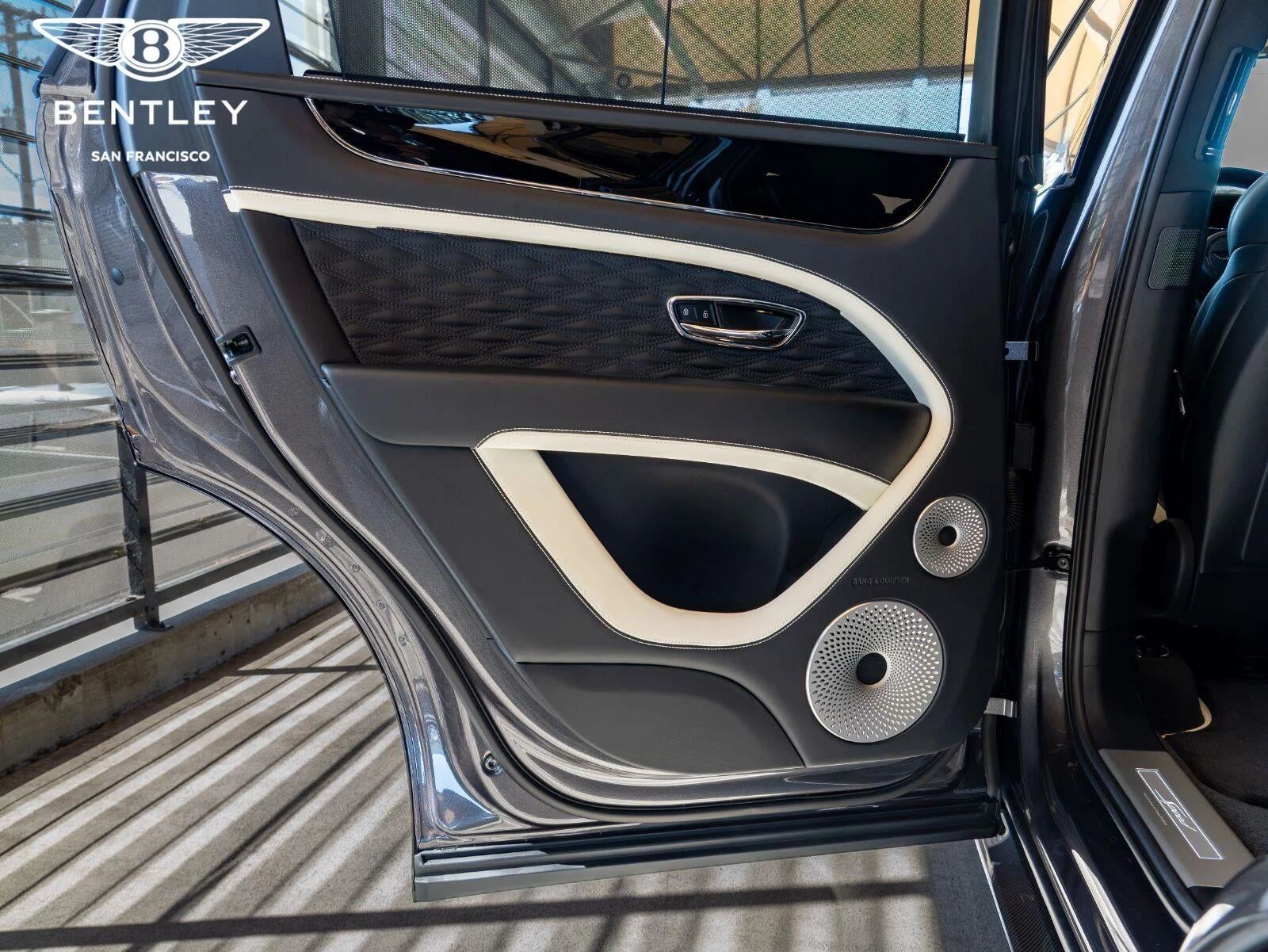 2026 Bentley Bentayga Speed, 18/30
