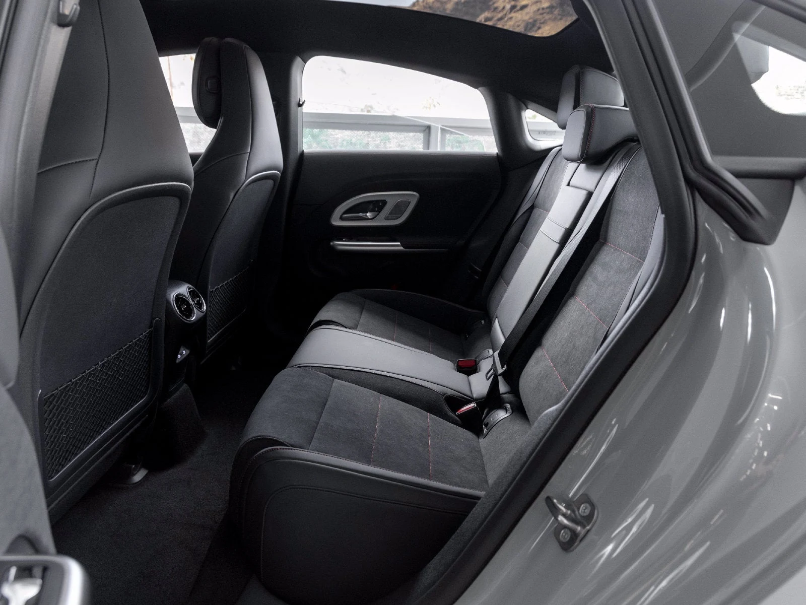 2027 Mercedes-Benz CLA 250+ Electric (C178), 22/30
