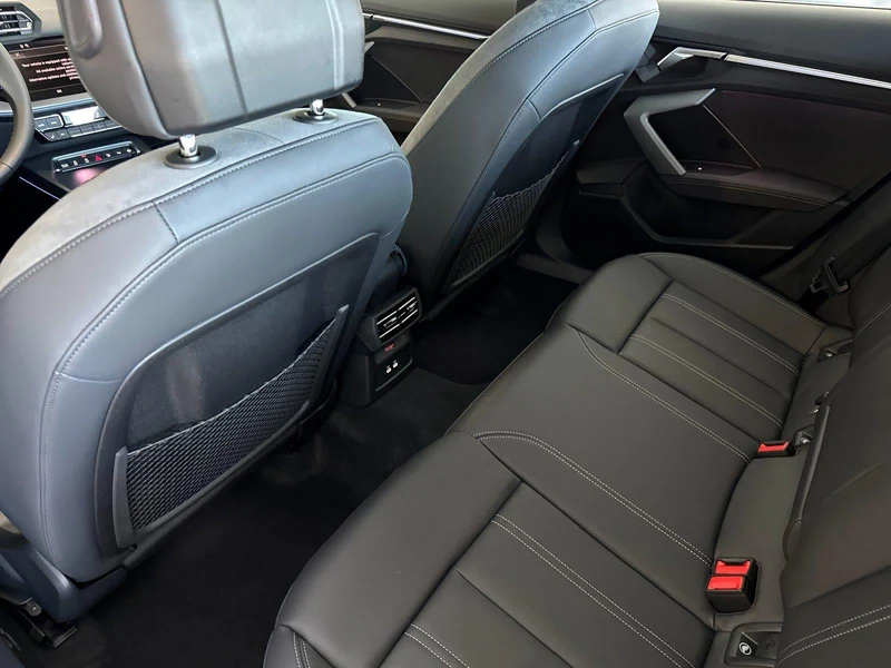 2026 Audi A8 L 60 quattro (D5), 11/27