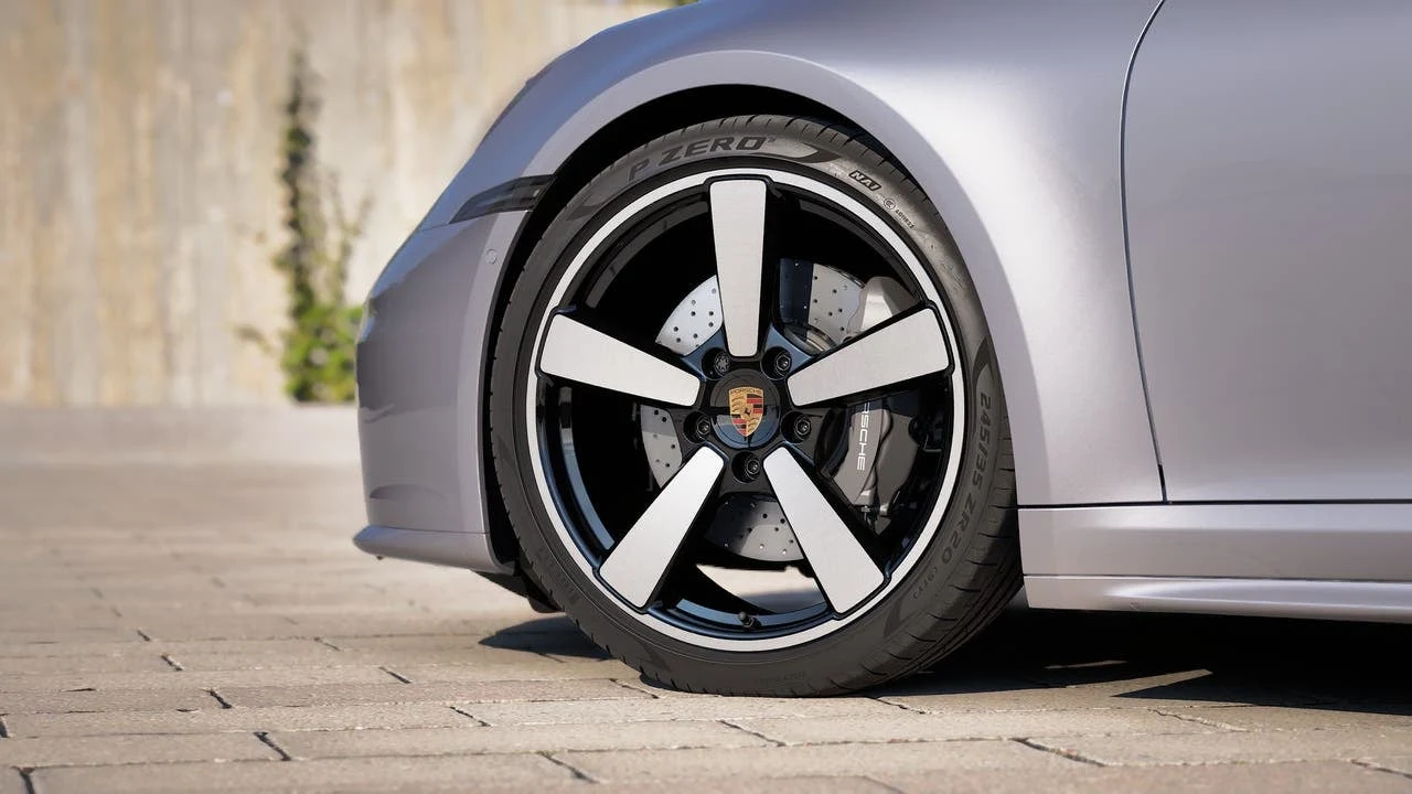 2026 Porsche 911 Carrera (992.2), 10/14