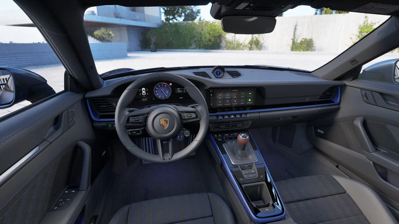 2027 Porsche 911 Carrera T (992.2), 11/14