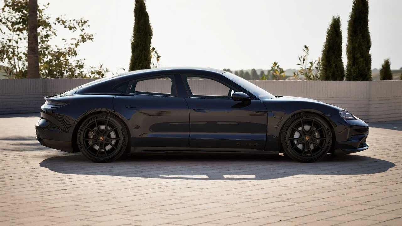 2026 Porsche Taycan 4 Black Edition (2025 Update), 6/14