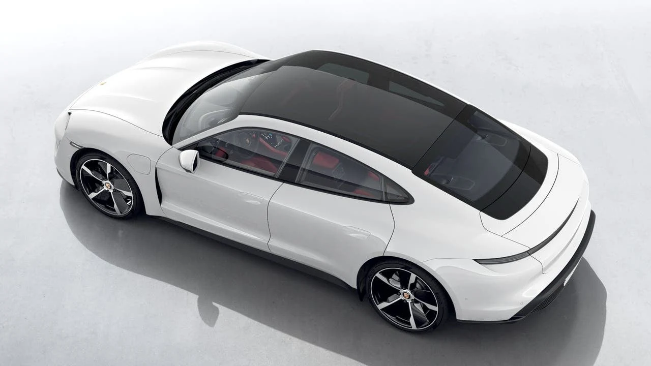 2024 Porsche Taycan Sedan (2025 Update), 4/10