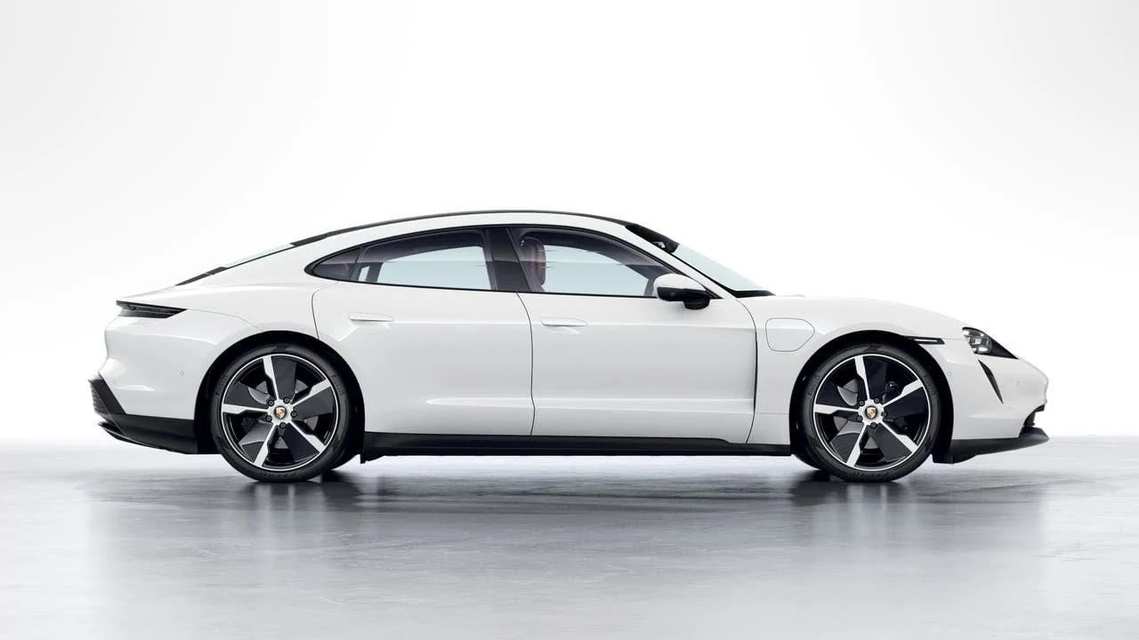 2024 Porsche Taycan Sedan (2025 Update), 6/10