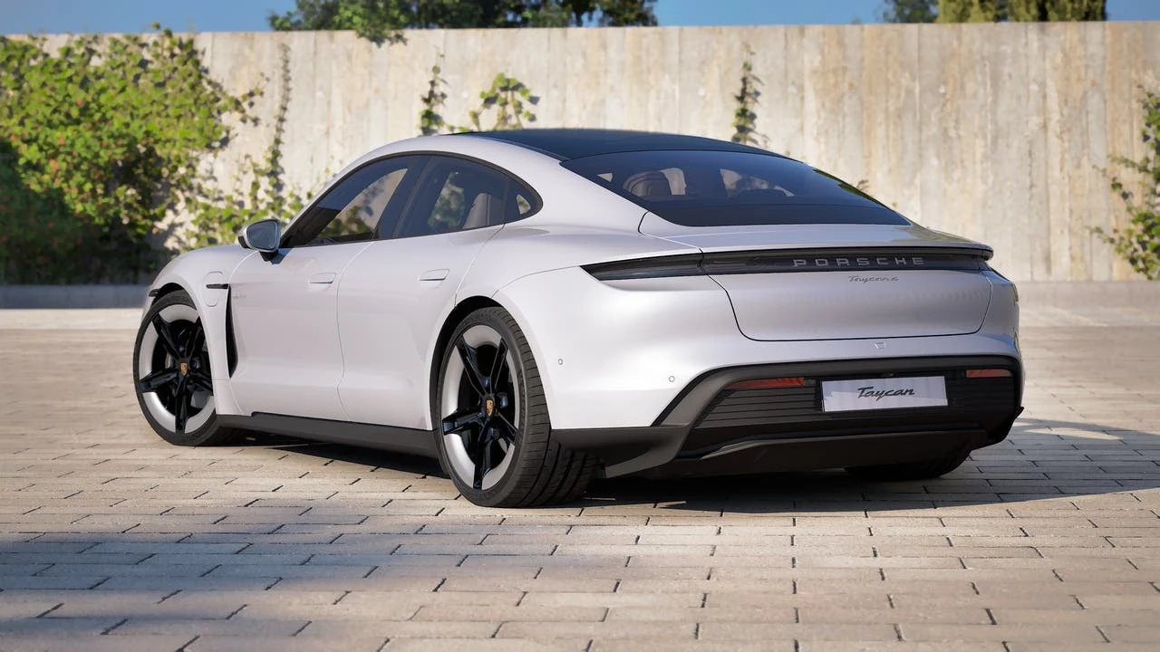 2027 Porsche Taycan 4 Sedan (2025 Update), 3/14