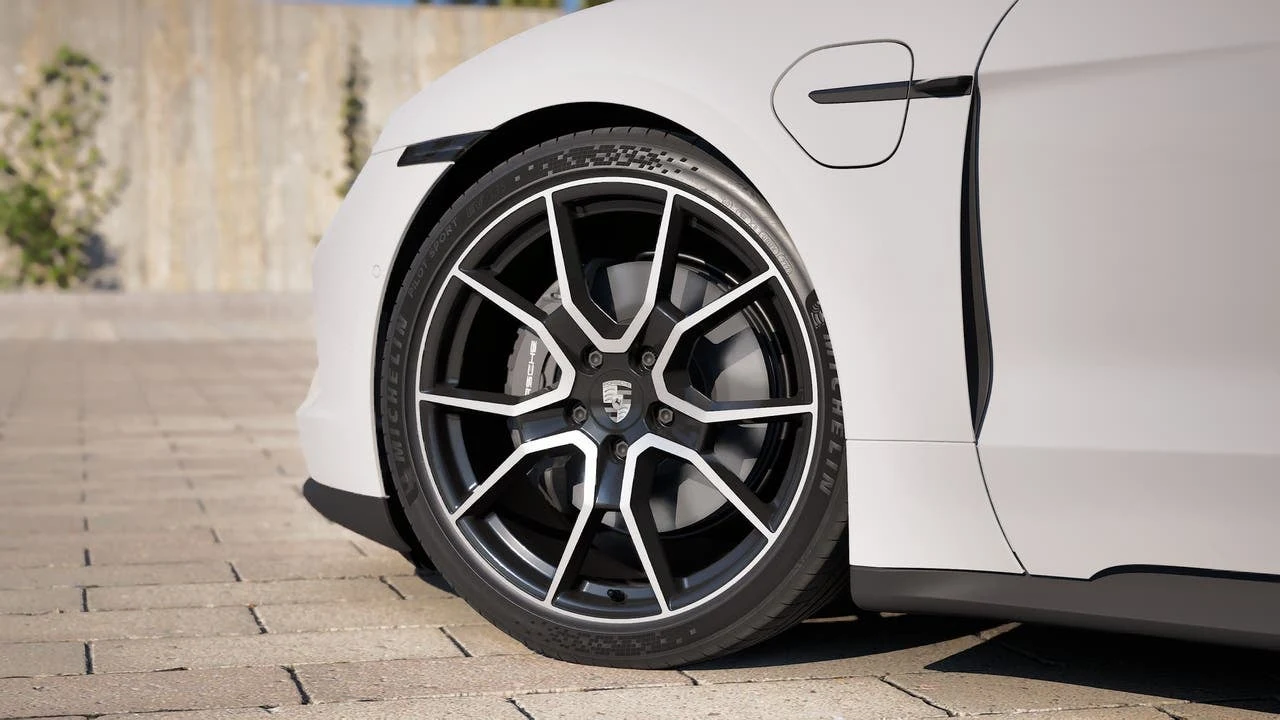 2026 Porsche Taycan Sedan (2025 Update), 10/14