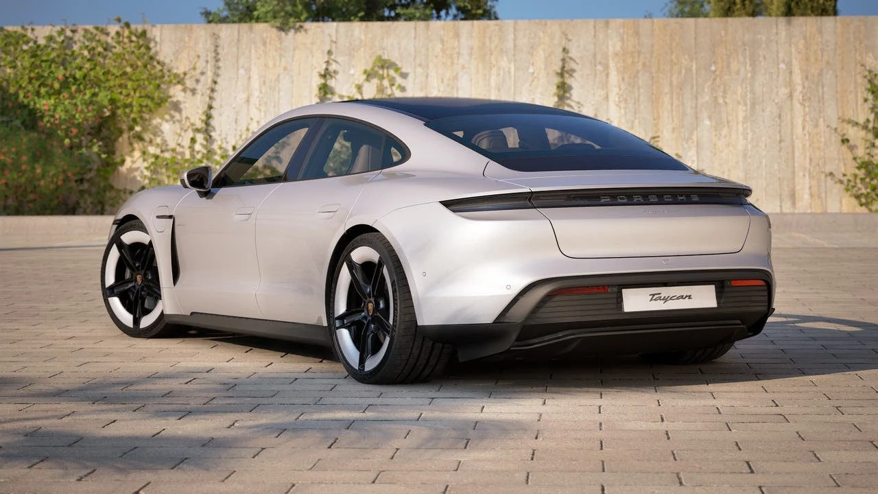 2026 Porsche Taycan 4 Sedan (2025 Update), 3/14