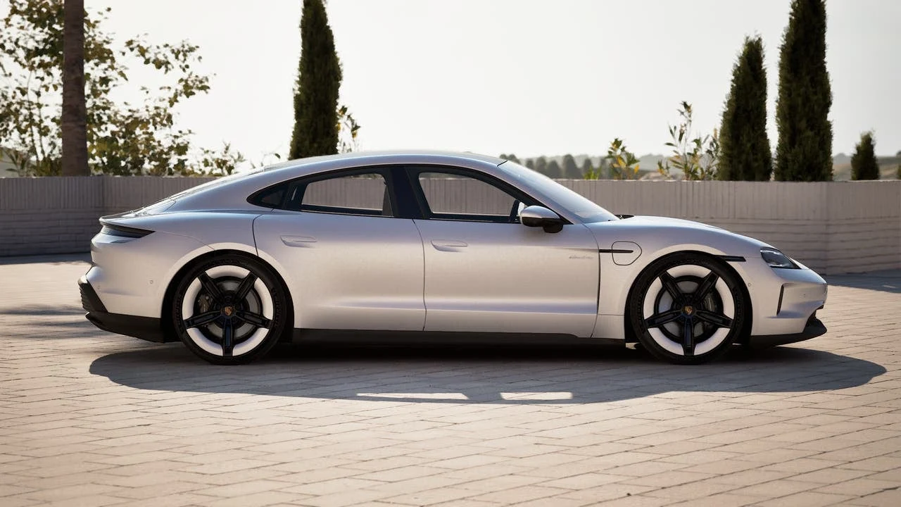 2026 Porsche Taycan 4 Sedan (2025 Update), 6/14