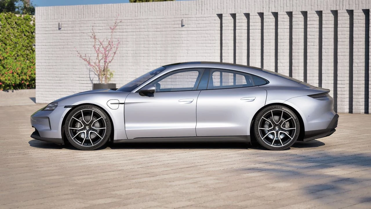 2026 Porsche Taycan 4 Sedan (2025 Update), 2/14