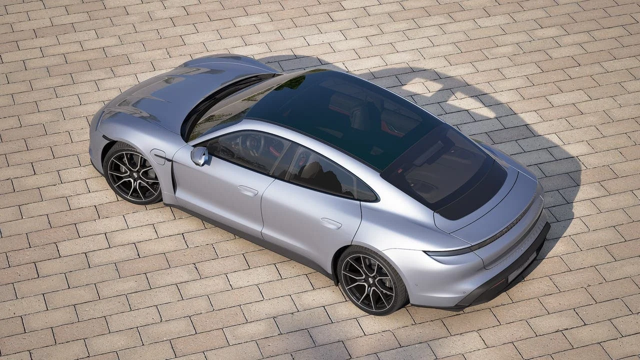 2026 Porsche Taycan 4 Sedan (2025 Update), 4/14