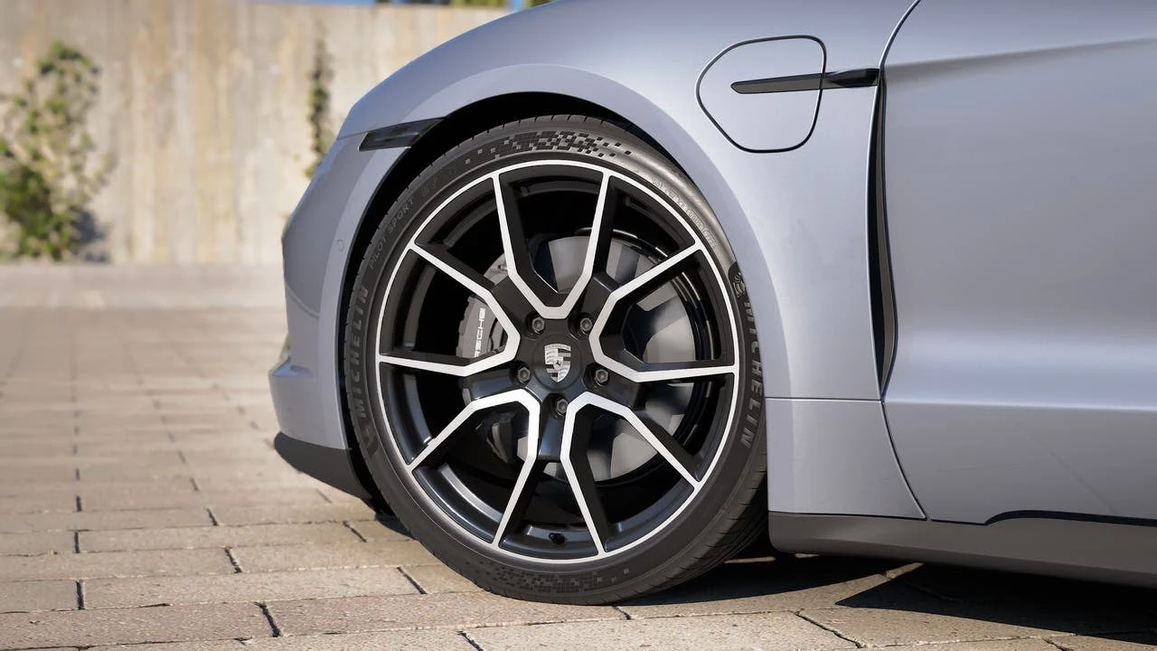 2026 Porsche Taycan 4 Sedan (2025 Update), 10/14