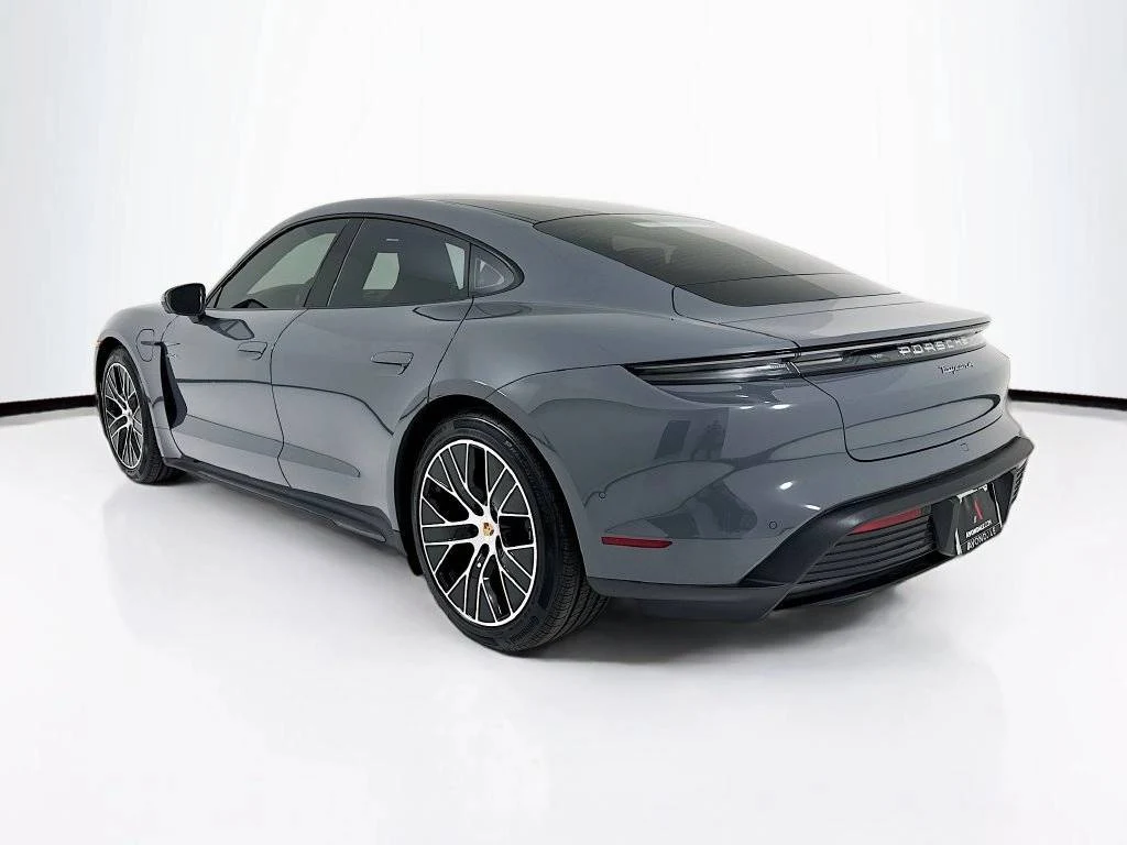 2026 Porsche Taycan 4 Sedan (2025 Update), 3/30