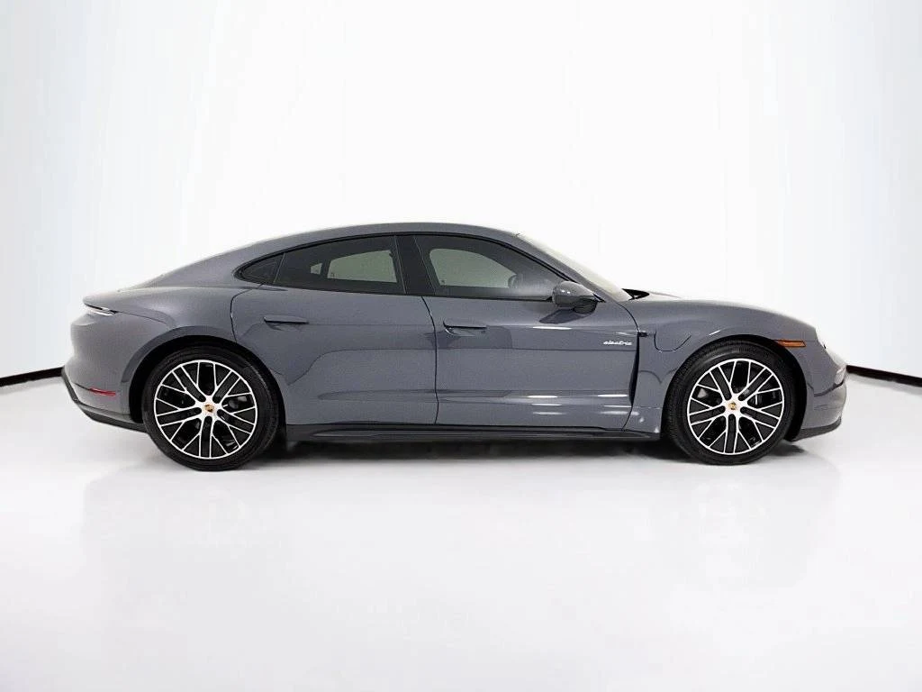 2026 Porsche Taycan 4 Sedan (2025 Update), 8/30