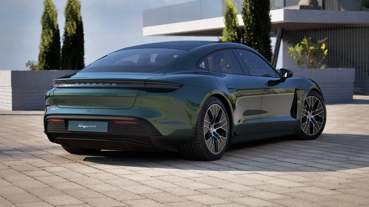 2026 Porsche Taycan 4 Sedan (2025 Update), 9/14