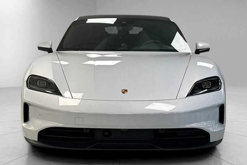 2025 Porsche Taycan Sedan (2025 Update), 11/28