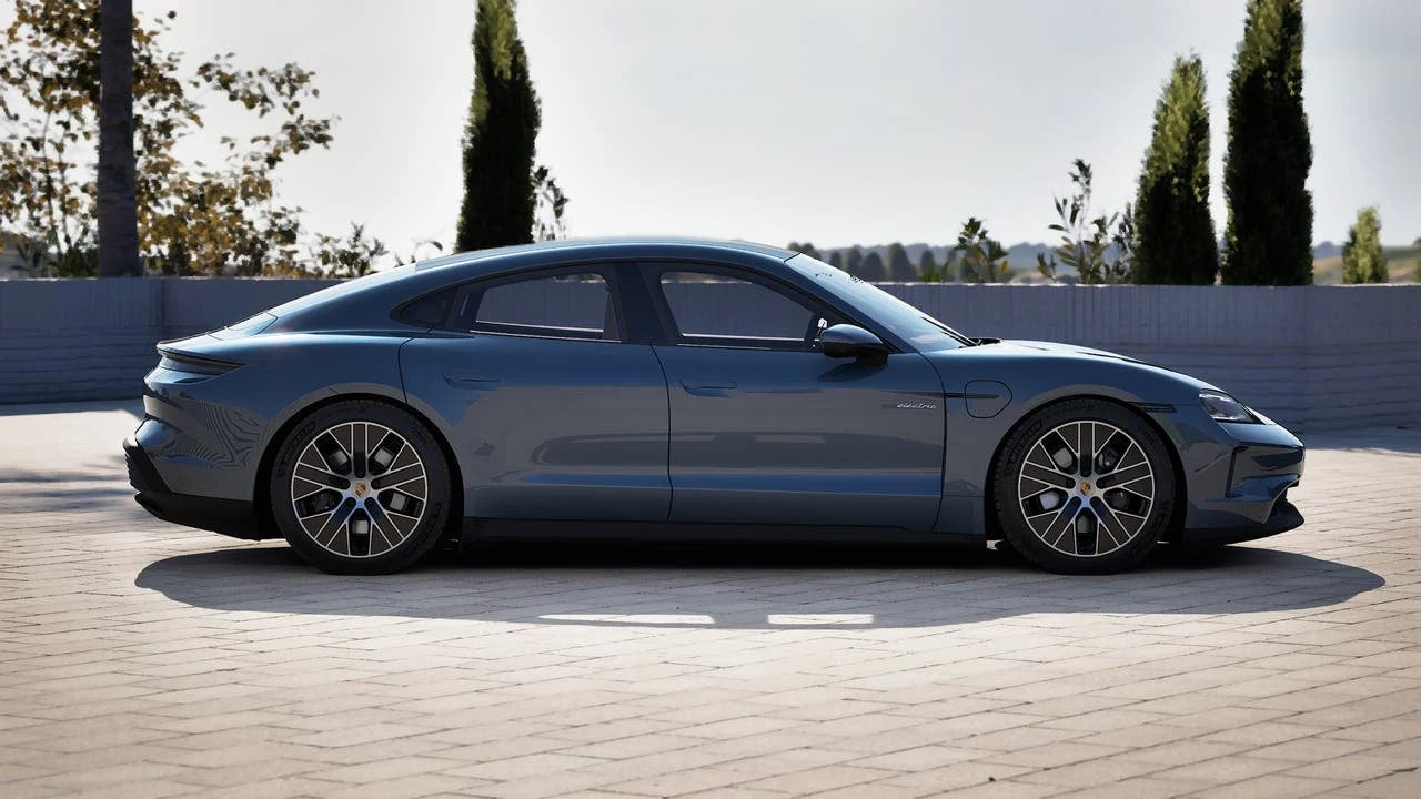 2026 Porsche Taycan 4 Sedan (2025 Update), 6/14