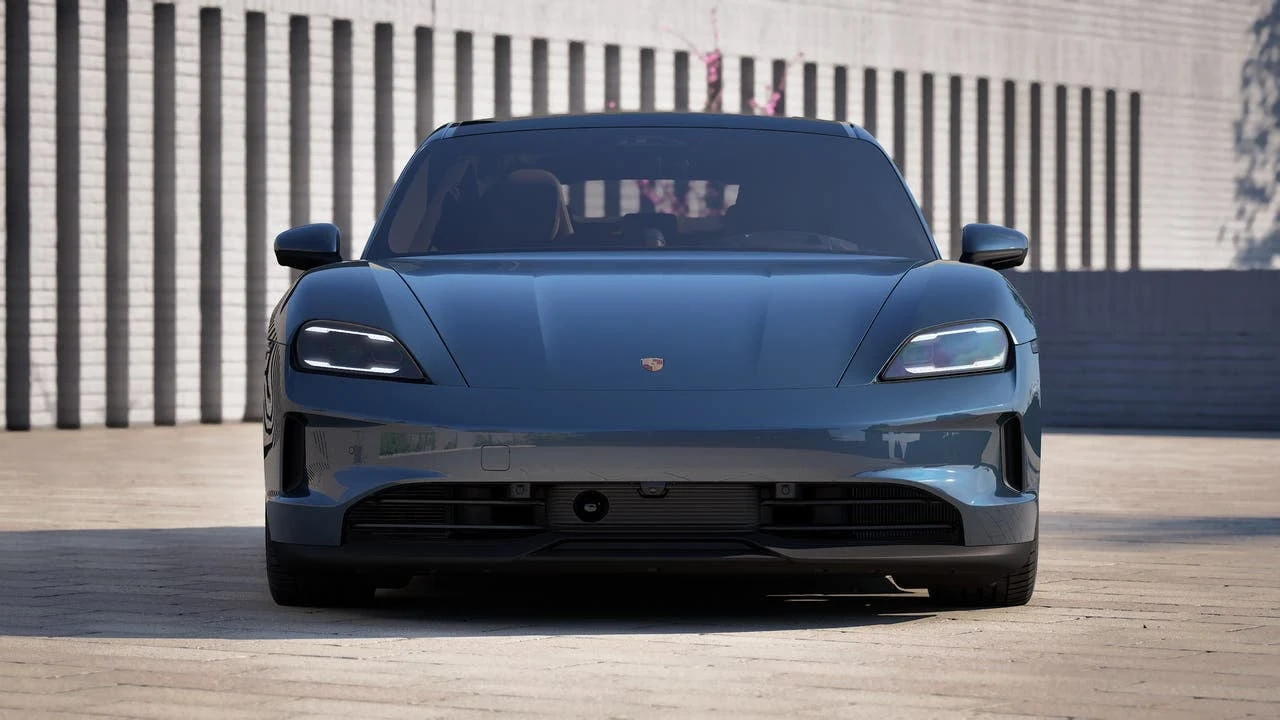 2026 Porsche Taycan 4 Sedan (2025 Update), 8/14