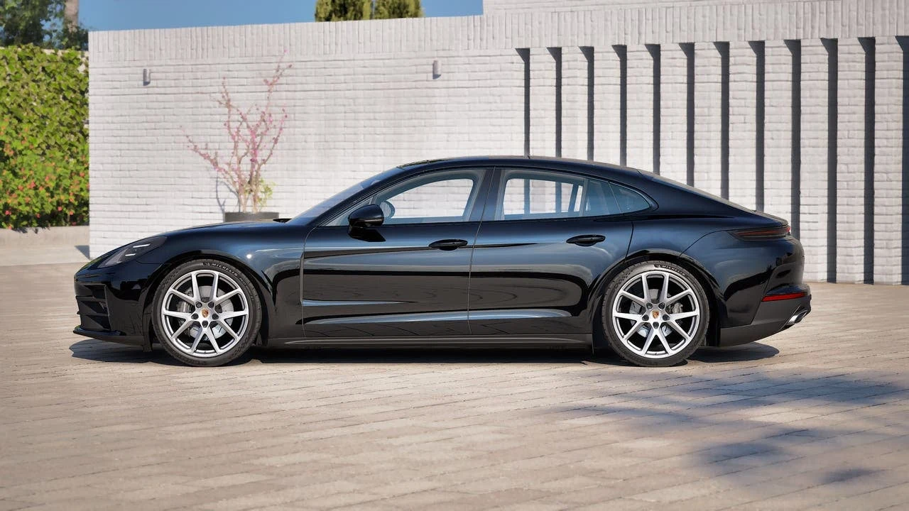 2027 Porsche Panamera 4 (976), 2/14