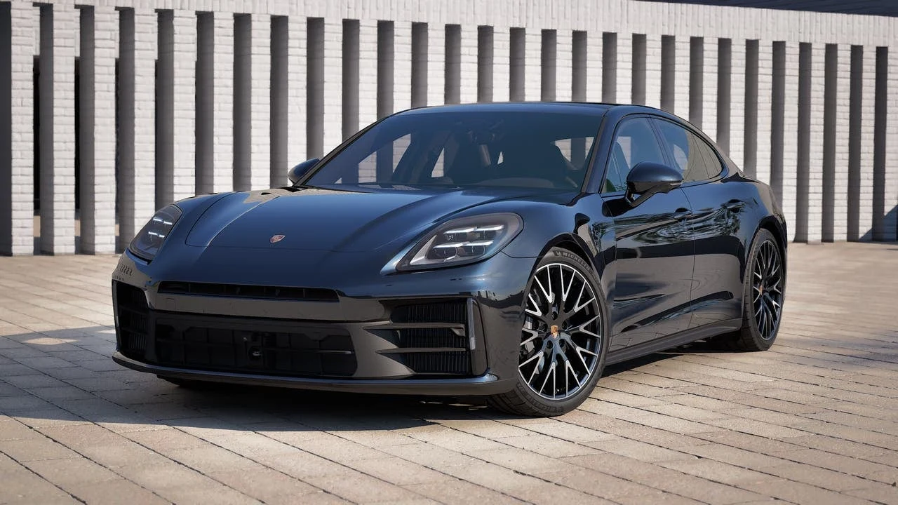 Porsche Panamera 4 (976) | Indigo Auto Group
