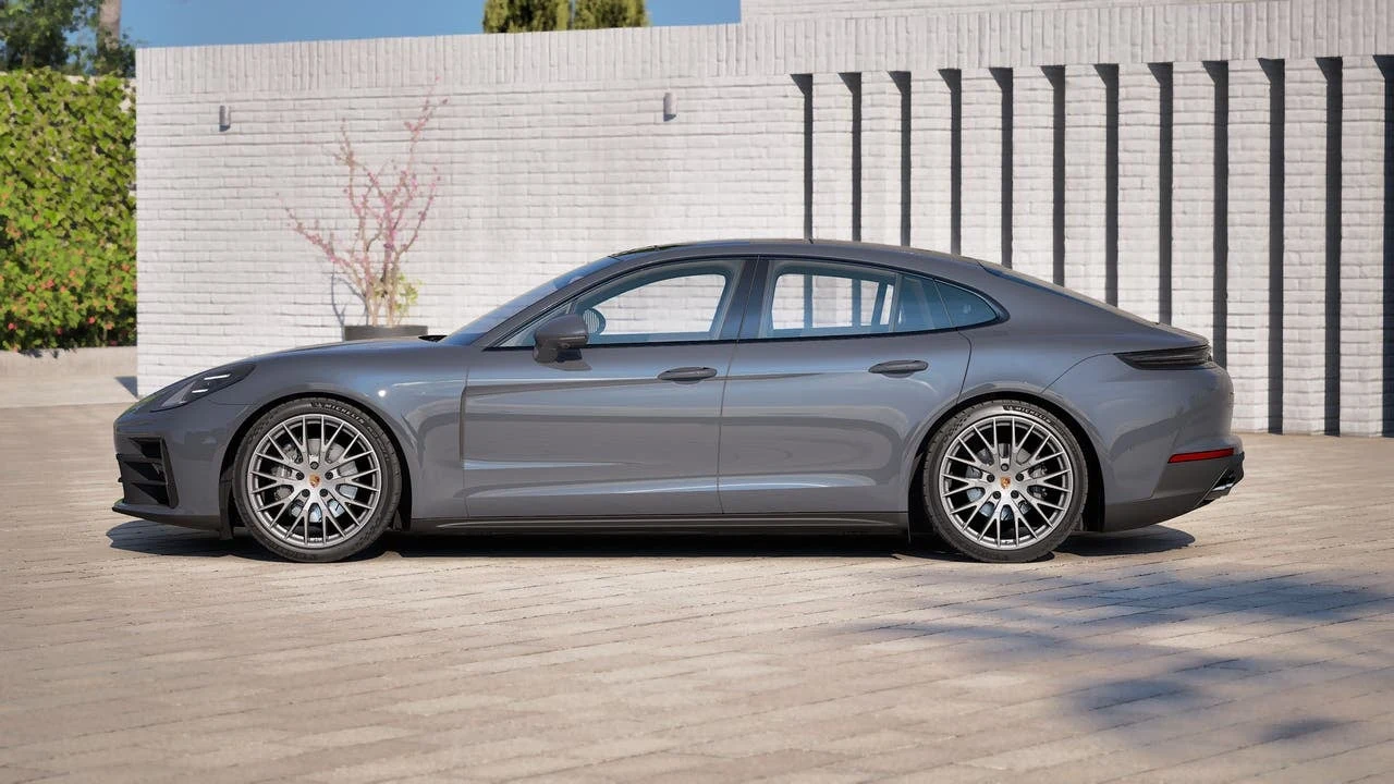 2026 Porsche Panamera 4 (976), 2/14