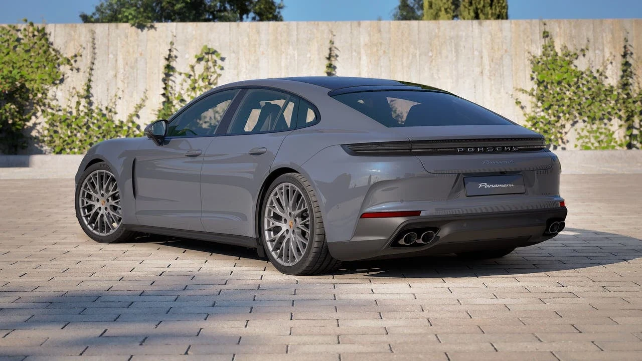 2026 Porsche Panamera 4 (976), 3/14
