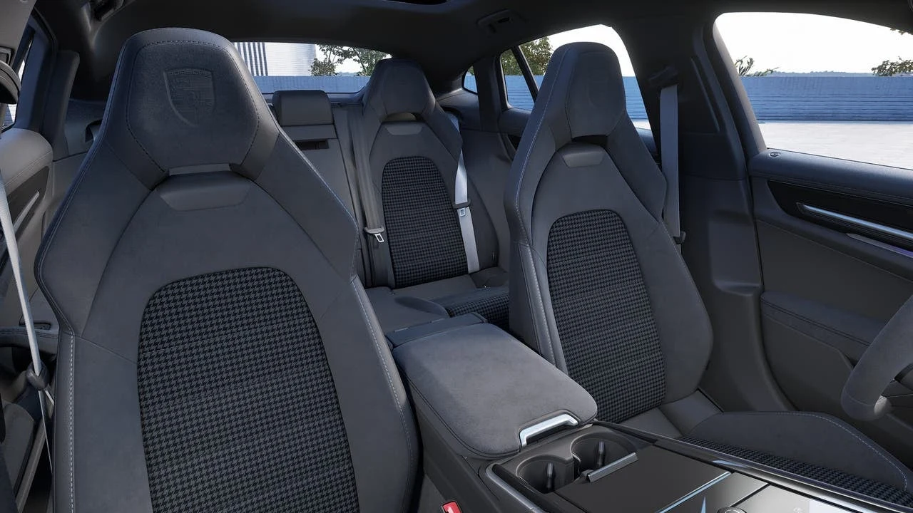 2026 Porsche Panamera 4 (976), 12/14