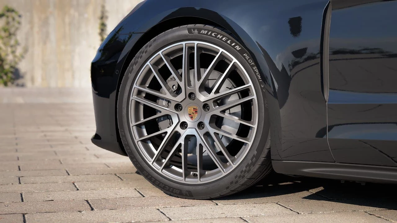 2027 Porsche Panamera (976), 10/14
