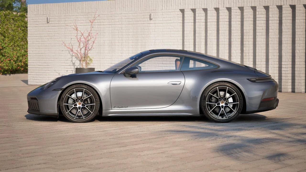 2027 Porsche 911 Carrera GTS (992.2), 2/14
