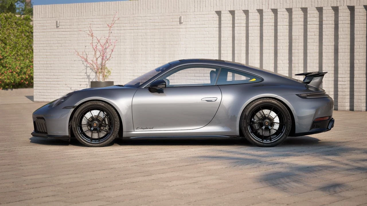2027 Porsche 911 Carrera GTS (992.2), 2/14