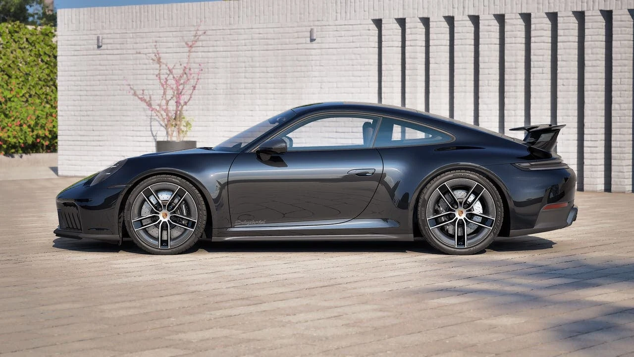 2027 Porsche 911 Carrera GTS (992.2), 2/14
