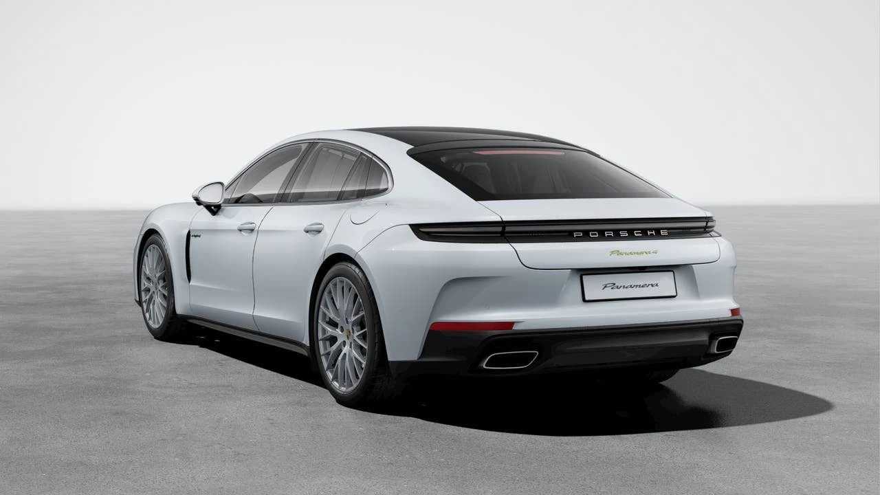 2025 Porsche Panamera 4 (976), 3/10