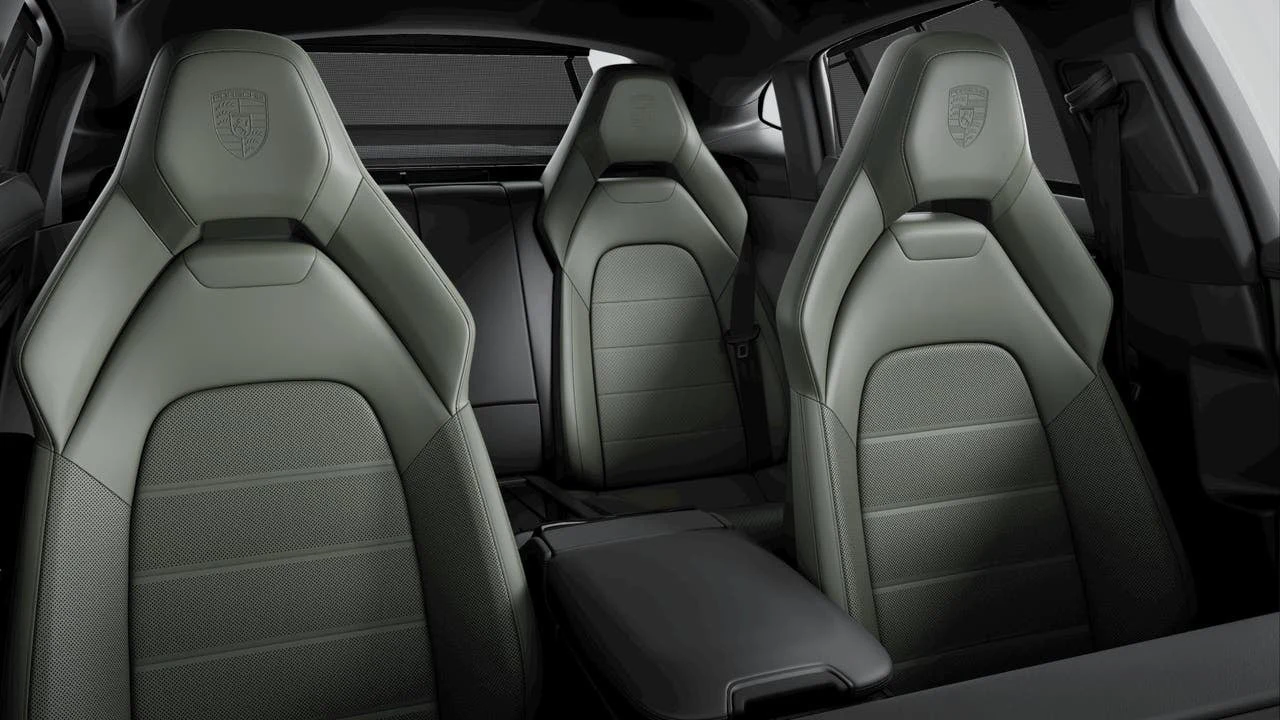 2025 Porsche Panamera 4 (976), 9/10