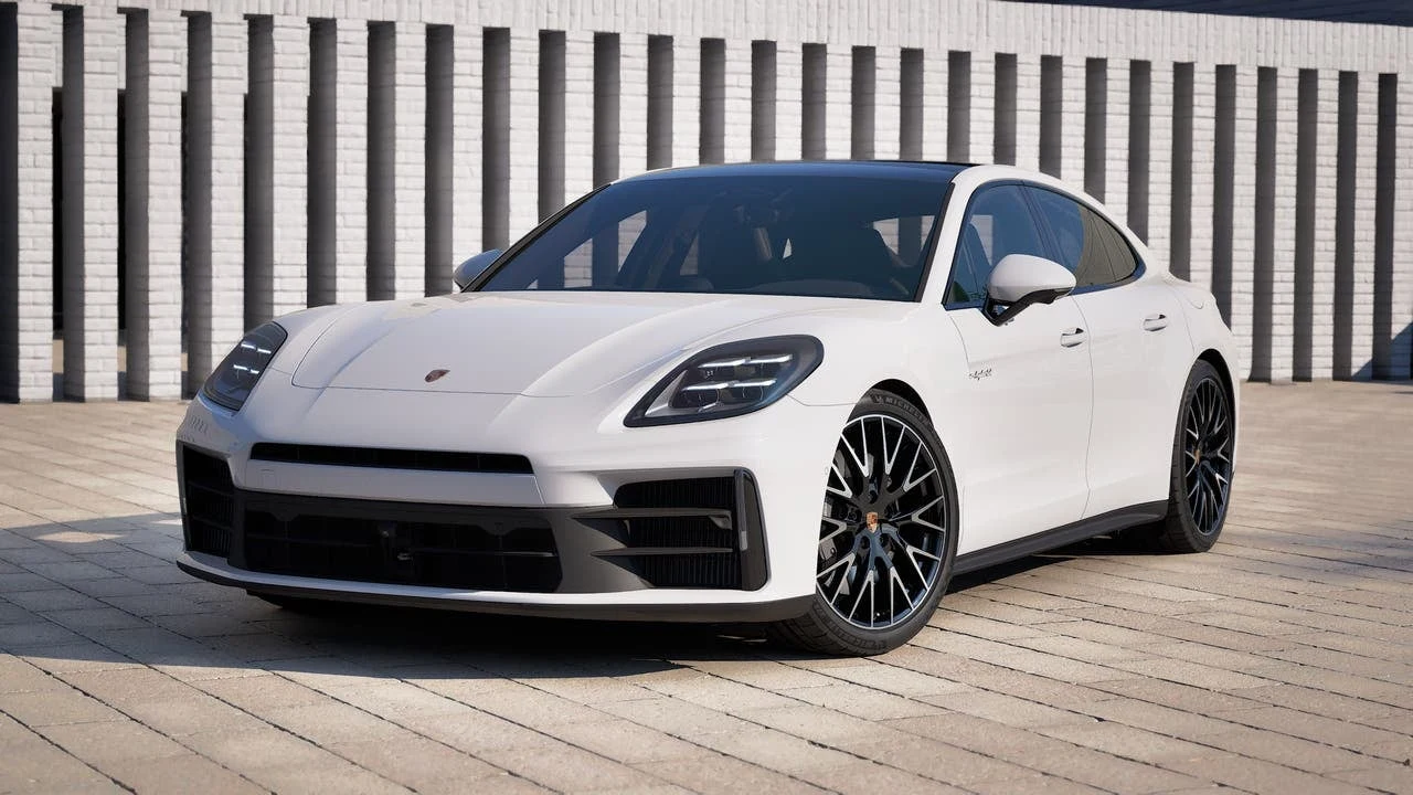 Porsche Panamera 4 (976) | Indigo Auto Group